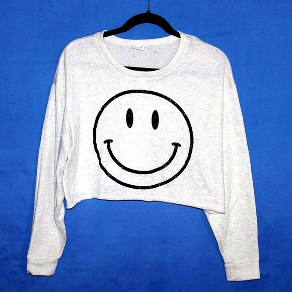 Le lis Collection Grey Smiley Face Cropped Sweatshirt S - Picture 1 of 6